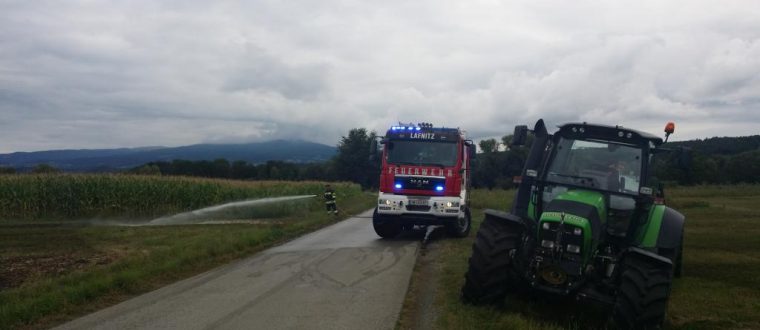 Straßenreinigung nach technischen Defekt.