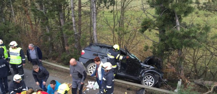 schwerer Verkehrsunfall Ortseinfahrt Neustift/L. 19.03.2016